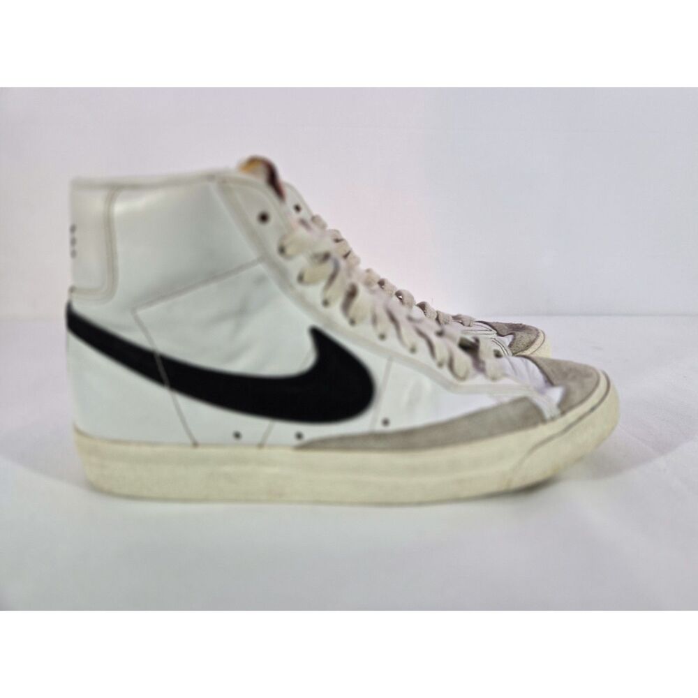 Nike Blazer Mid ’77 Vintage CZ1055-100 Women’s Size 9 White Black Used - Picture 2 of 7